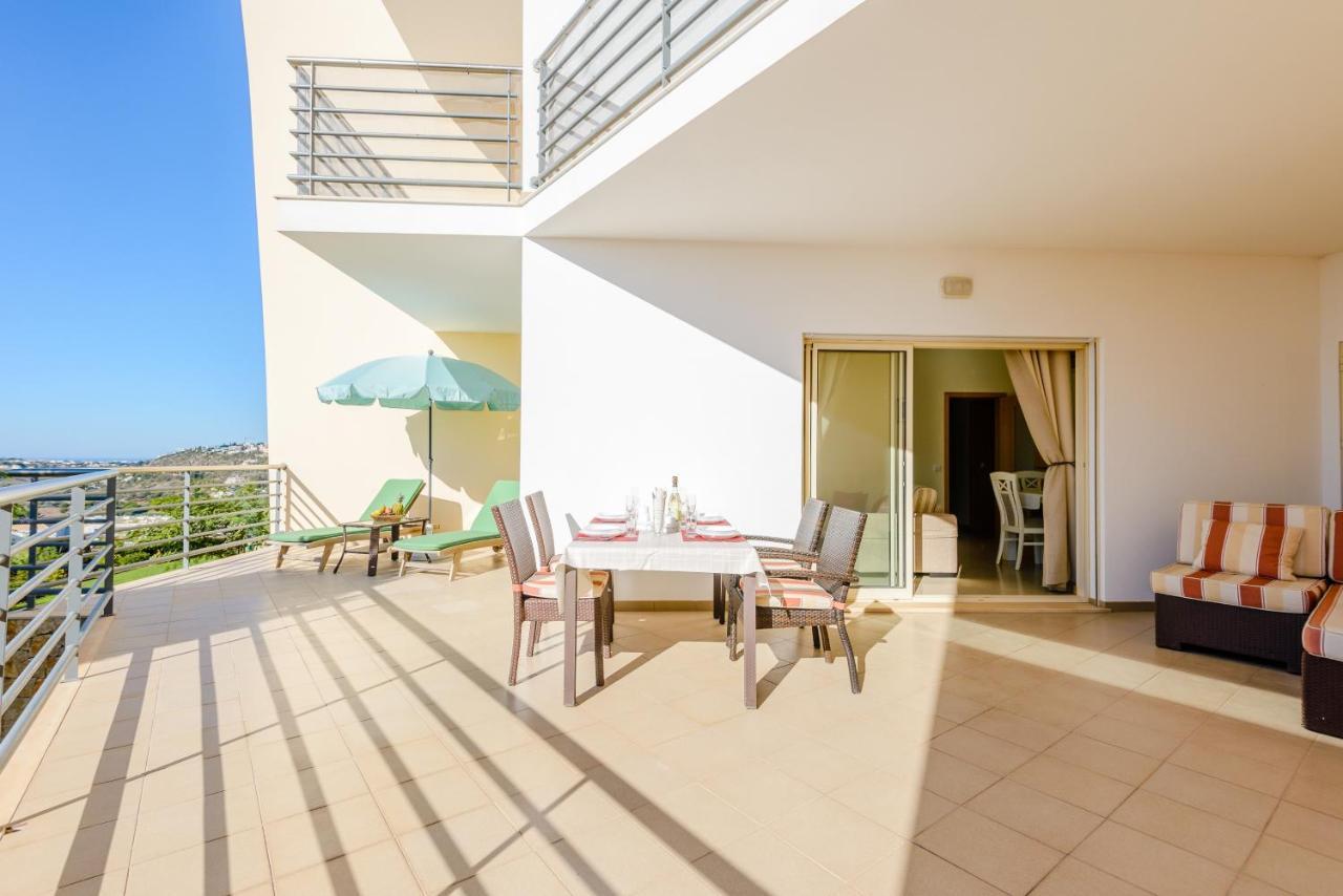 Bnb Homes Ocean View Apartment With Huge Sunny Terrace, 2 Swimming Pools & Tennis Court Albufeira Exterior foto